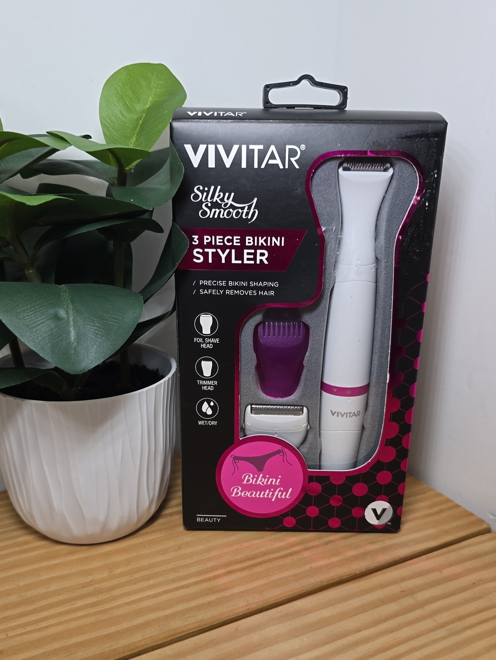 Vivitar Silky Smooth 3-Piece Bikini Styler Shaver in White & Pink